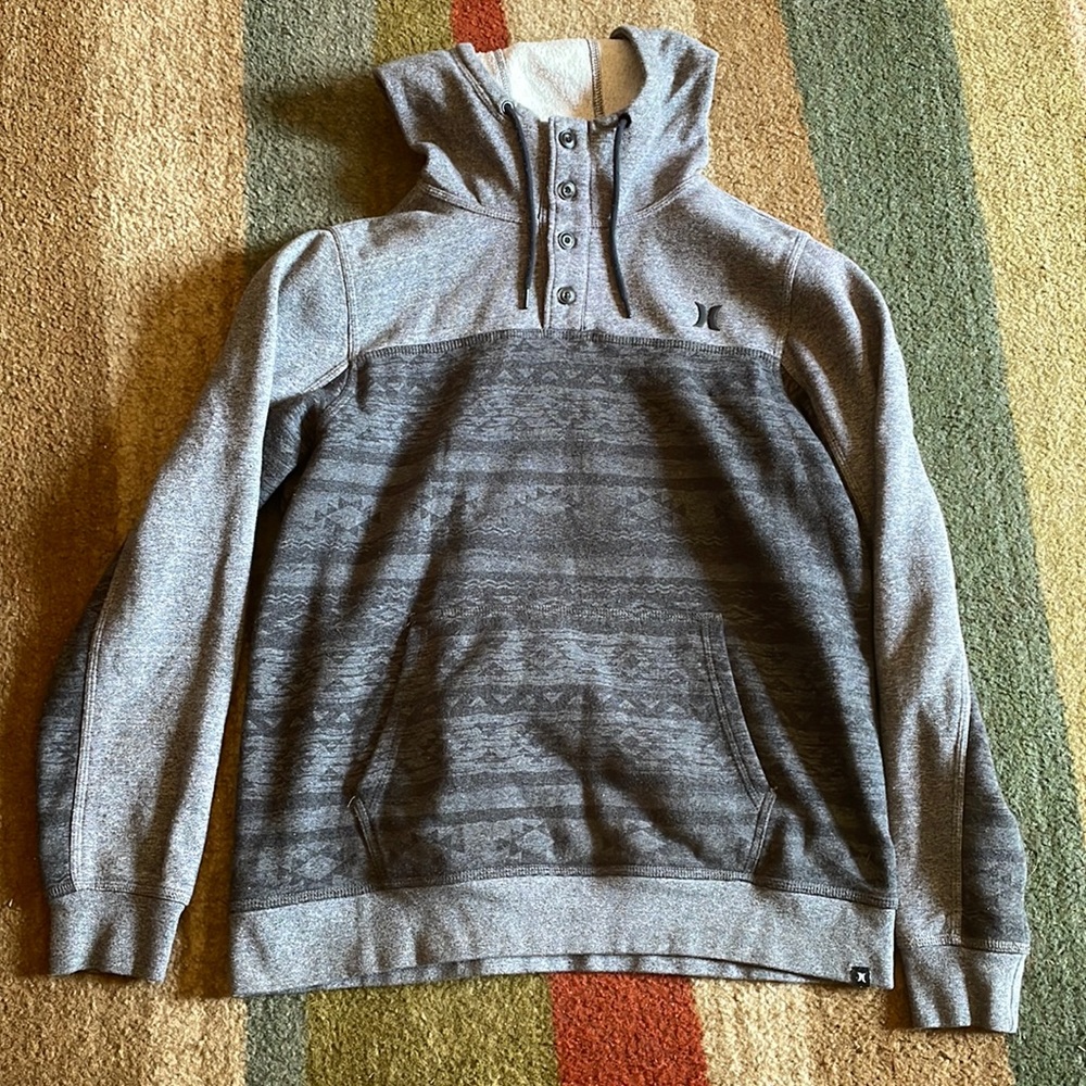 Men’s Hurley hoodie.